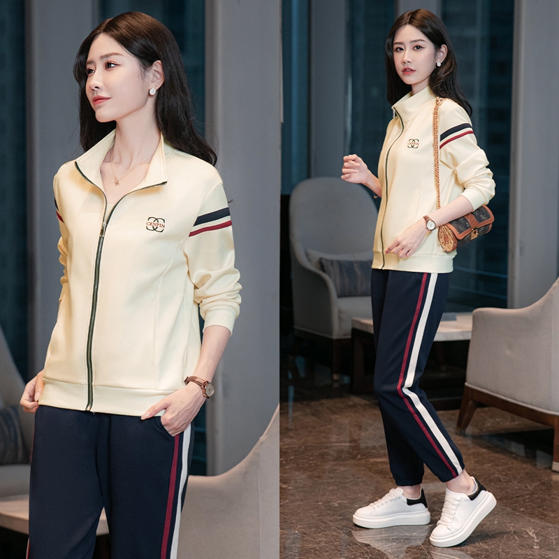 Women Fashion Over The Years - Modisches Sportbekleidungs-Set für Damen Lässiges Fitness-Outfit