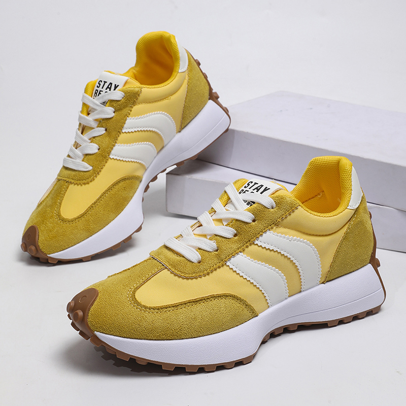 Women'S Yellow Fashion Sneakers - Modische Gelb Gestreifte Plateau-Sneaker für Damen