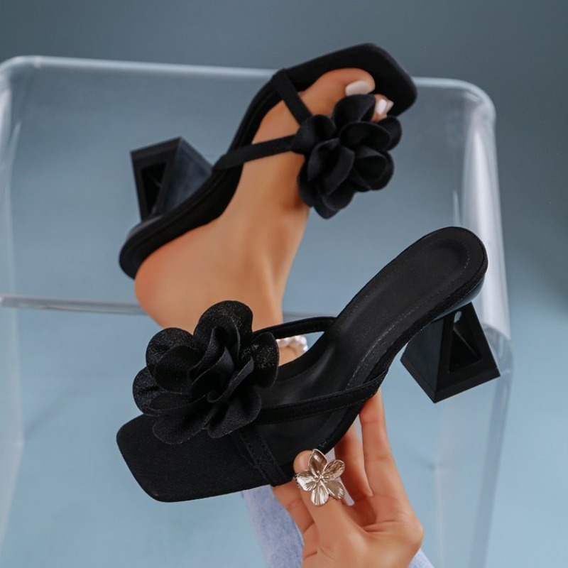 Spaghetti Strap Dress - Damen-Sandalen mit 3D-Blumendekor, dreieckiger Ausschnitt, High-Heel-Sandalen,