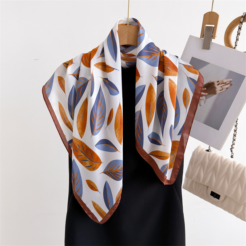 Luxus Marke Drucken 70 cm Plat – Women Fashion Necktie Bewertung und Preis